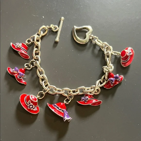Red Hat Society Charm Bracelet - Picture 2 of 4